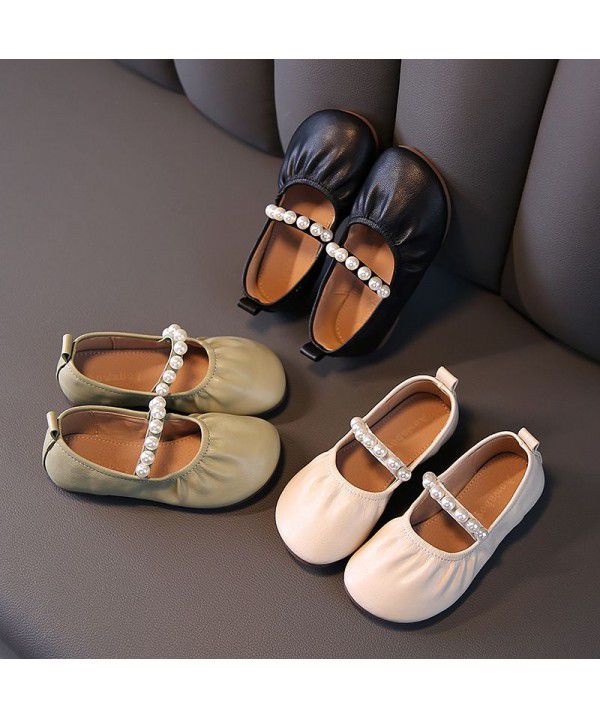 Girls' Princess Shoes Spring and Autumn New Korean Edition Children's Shallow Mouth Single Shoes Super Soft Sole Pearl Grandma Shoes Girls' Little Leather Shoes