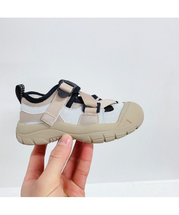 Children's Sports Shoes Spring and Summer New Boys' Hollow Breathable Kick Resistant Running Shoes Girls' Fashionable Casual Shoes